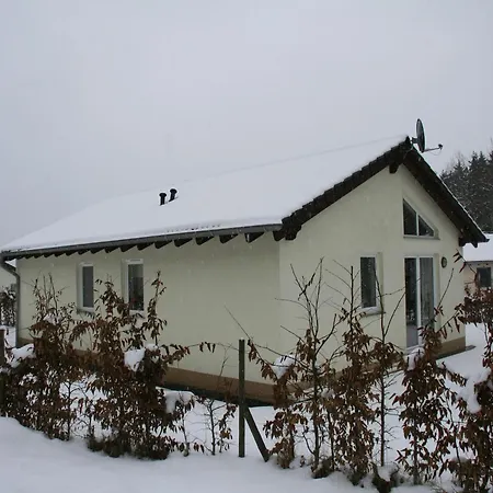 Detached Bungalow With Dishwasher In A Green Area בית נופש *