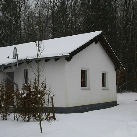 Detached Bungalow With Dishwasher In A Green Area Kopp